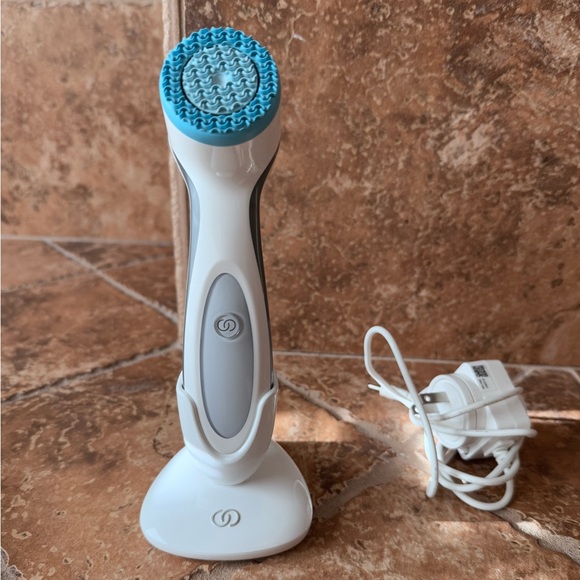 Lunispa. - Picture 1 of 5